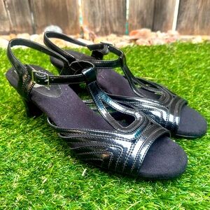 AEROSOLES Black Strappy Heels